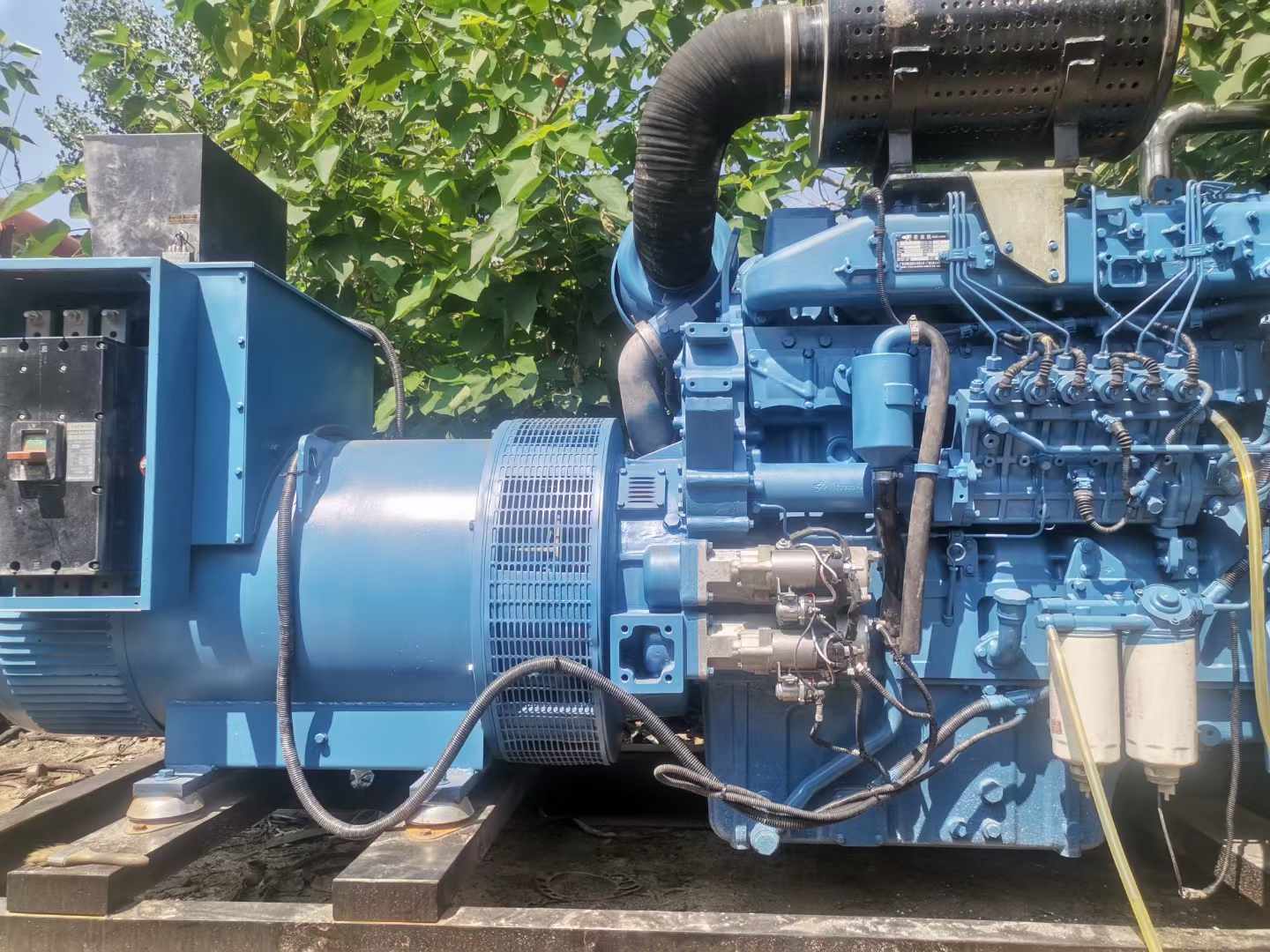 三乡镇详细说明降低 800kW 柴油发电机输出电流波动的方法